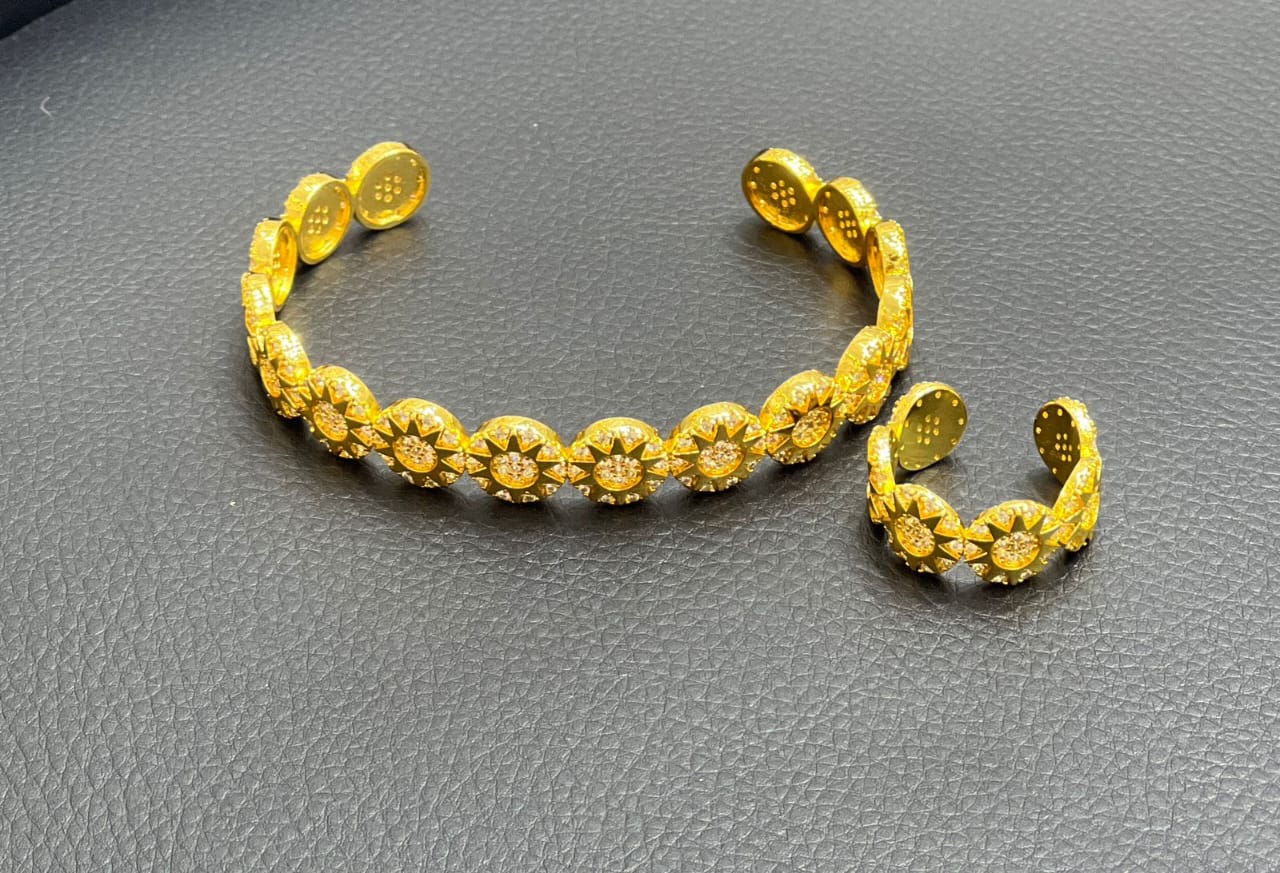 Sparkle Sunburst Cuff Bracelet & Ring Set in UAE – Gold & Silver Sunflower Crystal Jewelry for Women, Party & Gift Set